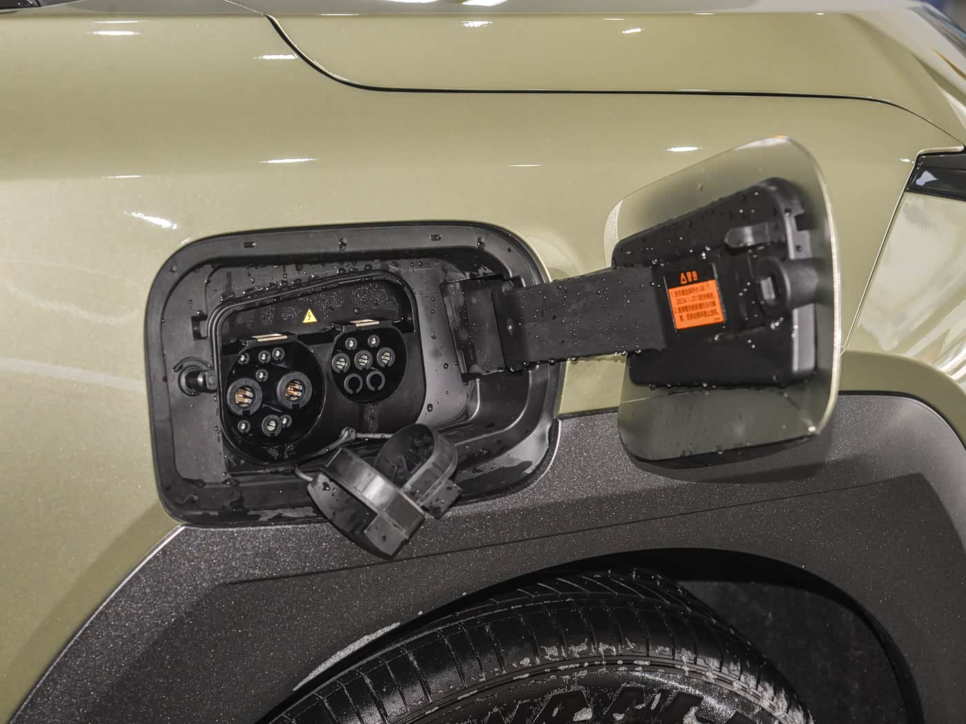 1400x1050_autohomecar__Chxkjmger3SANr3HABjVTqky02w997
